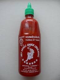 Sriracha Hot Chilli Sauce - chilli omáčka 850g / 740ml - 28% chilli